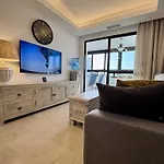 Blue Levante 2 Apartment
