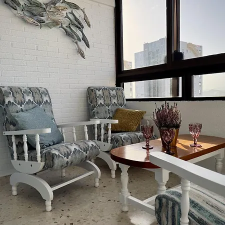 Apartament Blue Levante 2 *